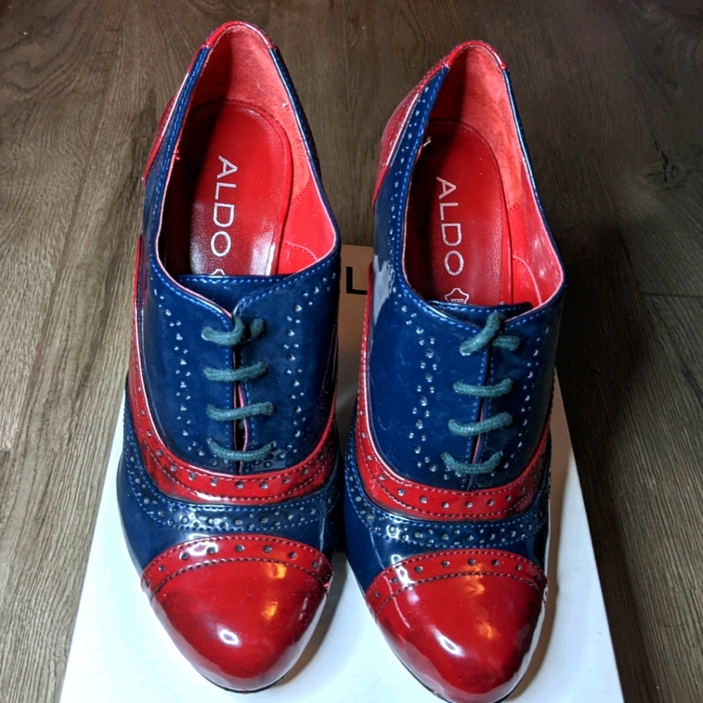 SOLD! Aldo Oxford bootie heels - Picture 3 of 6